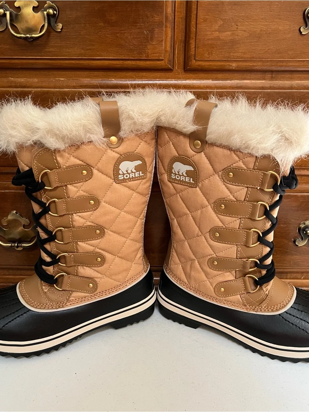 Sorel Tofino Cate Lace-Up Snow Boot for Women - Curry/Black, Size 9.5